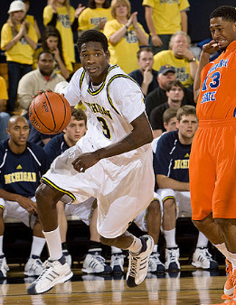 Manny Harris (3)