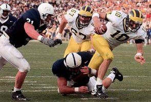 Tom Brady (10) and David Brandt (67)