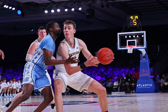 Jon Teske (15) and Franz Wagner (21)