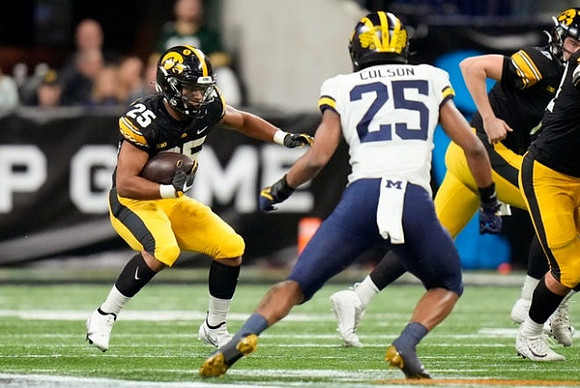 Junior Colson (25)