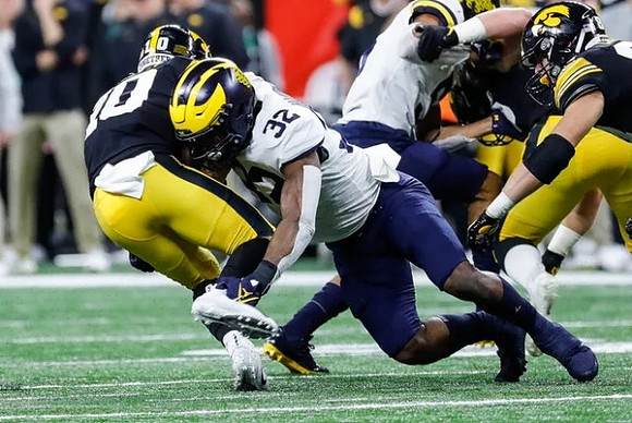 Jaylen Harrell (32)