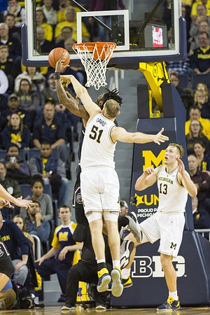 Austin Davis (51) and Ignas Brazdeikis (13)