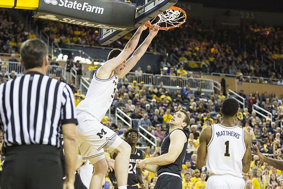Jon Teske (15) and Charles Matthews (1)
