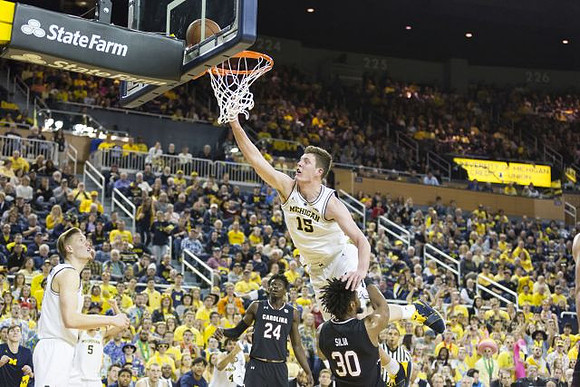 Ignas Brazdeikis (13) and Jon Teske (15)