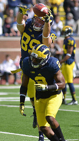 Jonathan Keizer (89) and Blake Countess (2)