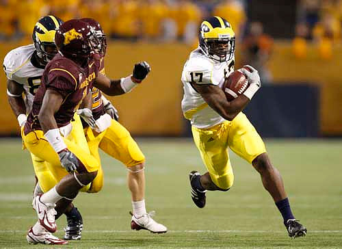 Toney Clemons (17) and Kevin Koger (86)