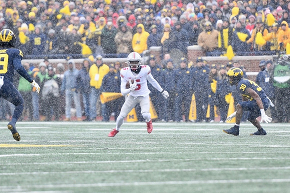 Rod Moore (19) and Daxton Hill (30)