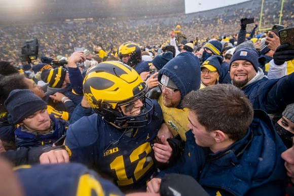 Cade McNamara (12)
