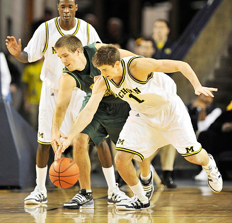 Manny Harris (3) and Stu Douglass (1)
