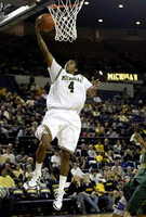 Darius Morris (4)