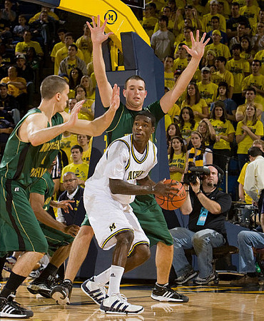 Manny Harris (3)