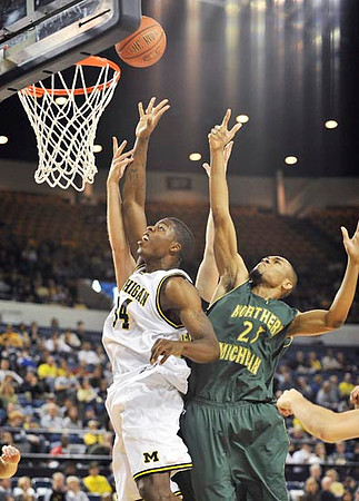 DeShawn Sims (34)