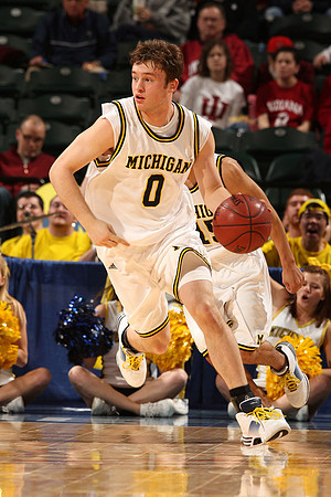 Zack Novak (0)