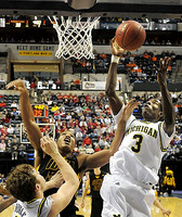 Manny Harris (3) and Zack Novak (0)