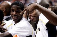 Manny Harris (3) and DeShawn Sims (34)