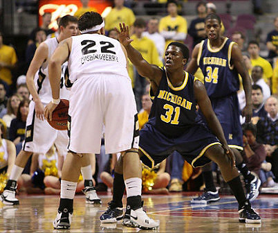Laval Lucas-Perry (31) and DeShawn Sims (34)