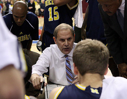 John Beilein, Zack Gibson (32), C.J. Lee (2), and David Merritt (15)