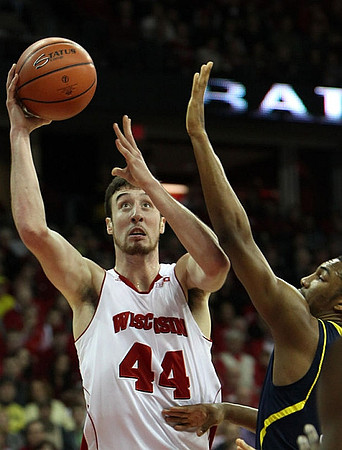 Zak Irvin (21)