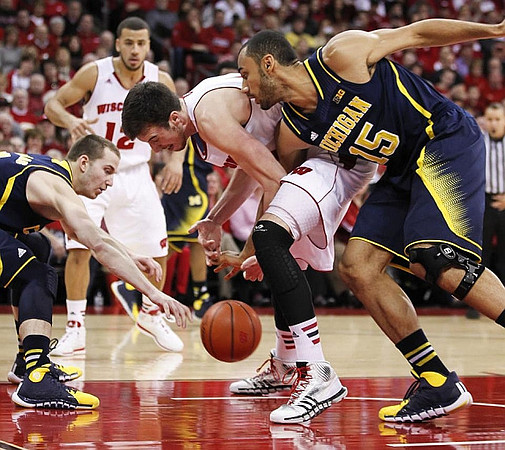 Jon Horford (15)