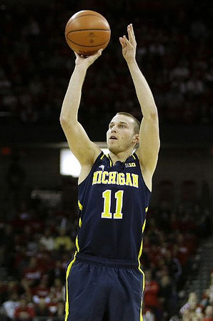 Nik Stauskas (11)