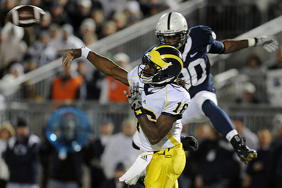 Denard Robinson (16)