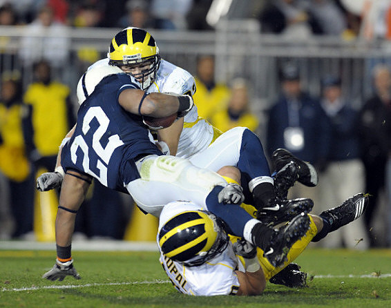 Jordan Kovacs (32) and Ray Vinopal (20)
