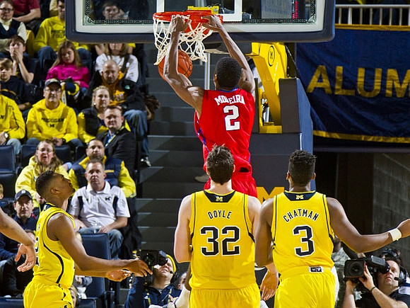 Zak Irvin (21), Ricky Doyle (32), and Kameron Chatman (3)