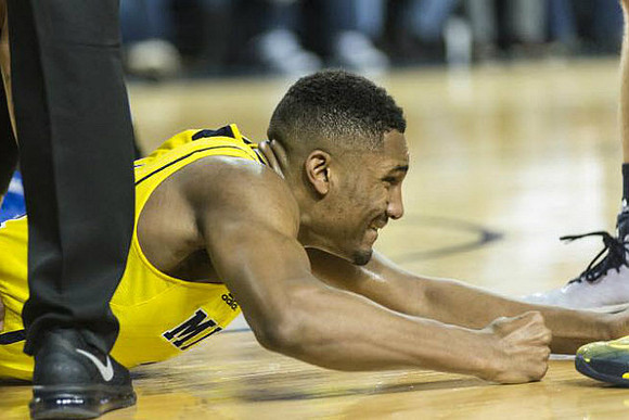 Zak Irvin (21)