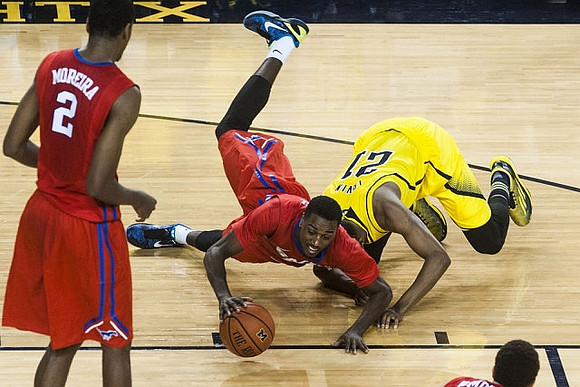 Zak Irvin (21)