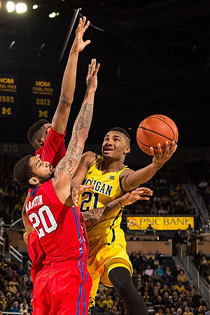 Zak Irvin (21)