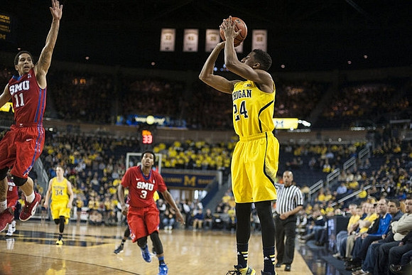 Mark Donnal (34) and Aubrey Dawkins (24)
