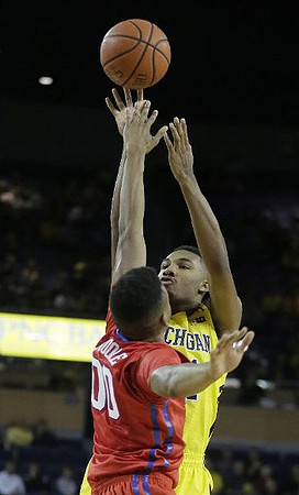 Zak Irvin (21)