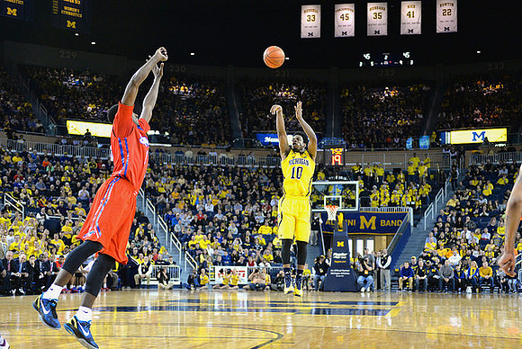 Derrick Walton Jr. (10)