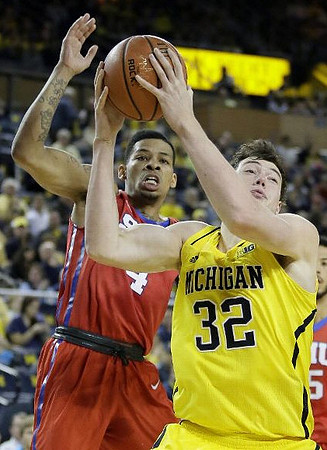 Ricky Doyle (32)