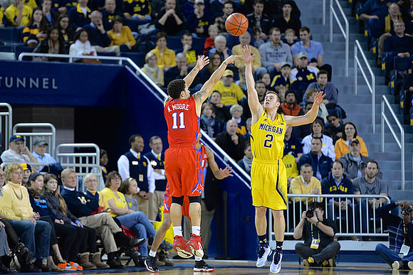 Spike Albrecht (2)