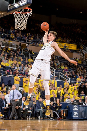 Moritz Wagner (13)