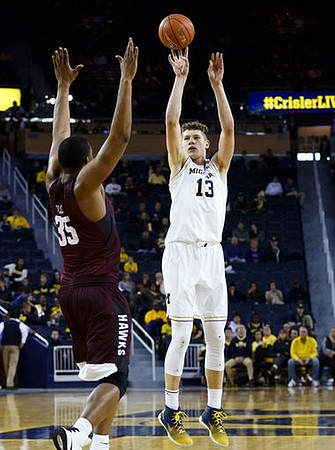 Moritz Wagner (13)