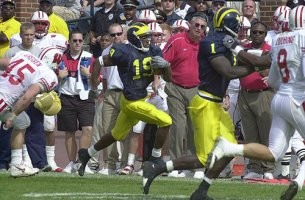Ronald Bellamy (19) and David Terrell (1)