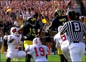 David Terrell (1) and Ronald Bellamy (19)