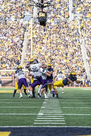 Caden Kolesar (35) and Cornelius Johnson (6)