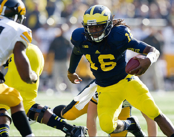 Denard Robinson (16)