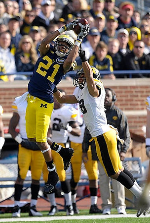 Roy Roundtree (21)