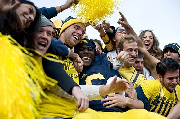 Denard Robinson (16)