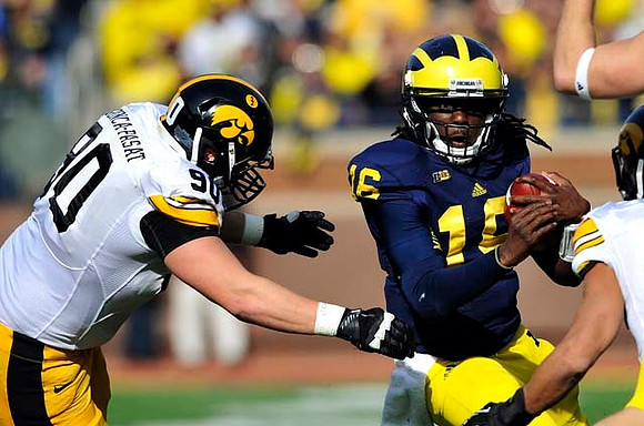 Denard Robinson (16)