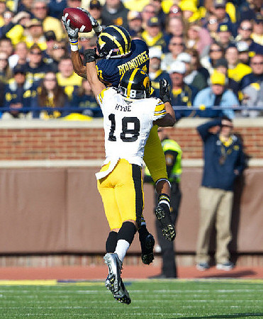 Roy Roundtree (21)