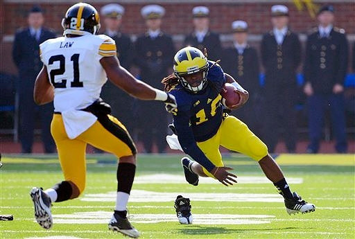 Denard Robinson (16)
