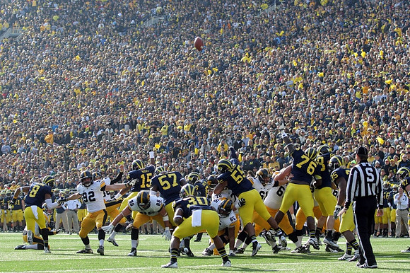 J.T. Floyd (8), James Ross (15), Frank Clark (57), Thomas Gordon (30), Jibreel Black (55), Quinton Washington (76), Craig Roh (88), Kenny Demens (25), and Jake Ryan (47)