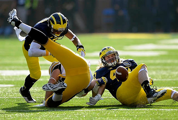 J.T. Floyd (8) and Jake Ryan (47)