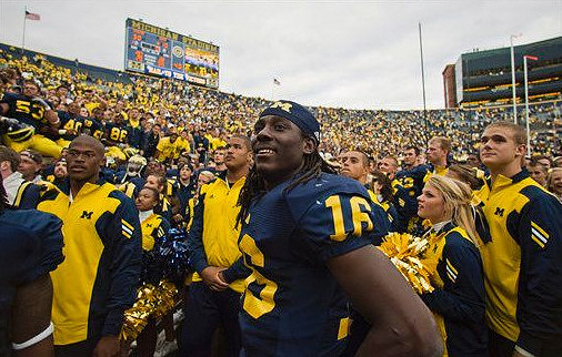 Denard Robinson (16)
