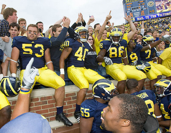Ryan Van Bergen (53), Michael Williams (40), Kevin Koger (86), Martavious Odoms (9), and Devin Gardner (7)